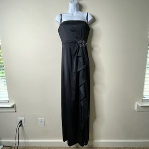 BCBGMaxAzria Navy Blue Strapless Gown Size 4